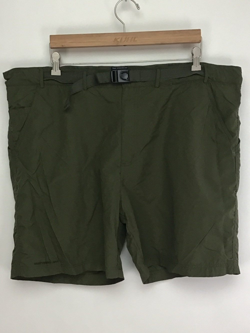 ScotteVest men’s multi pocket photography shorts 44